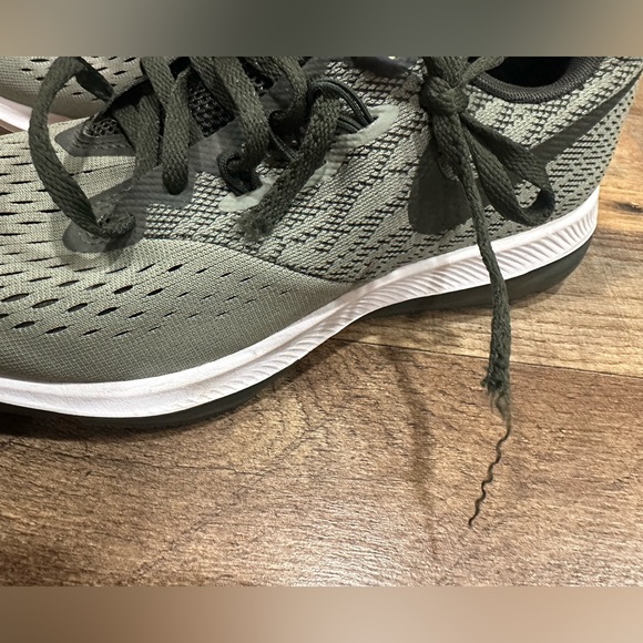 Nike Zoom Winflo 4 *need laces* - Picture 5 of 7